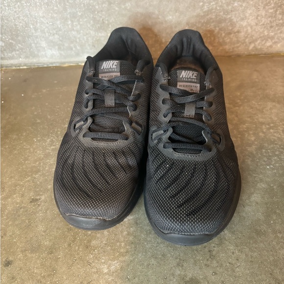 Nike In Season 7 TR Training Black And White Size Women’s 7 Running / Training - Picture 8 of 13